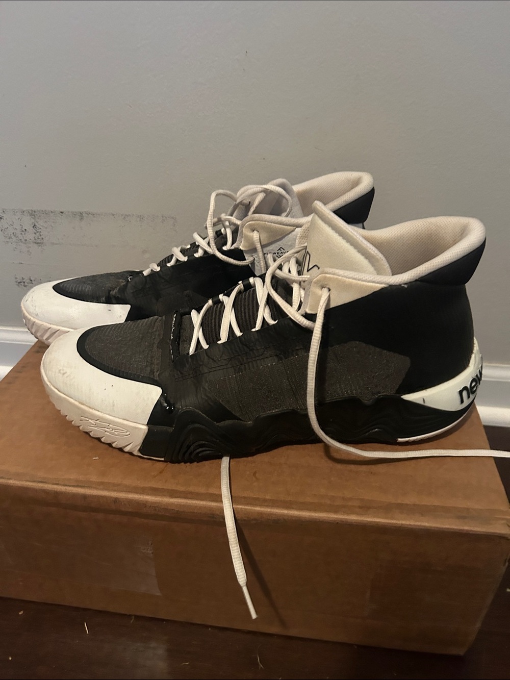 New Balance Kawhi 2 basketball shoes size 13
